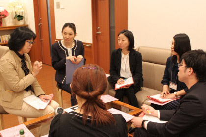 瀬田クリニックグループおよび連携医療機関の看護師・事務スタッフによるグループディスカッション。現場レベルの課題について議論、発表を行います。