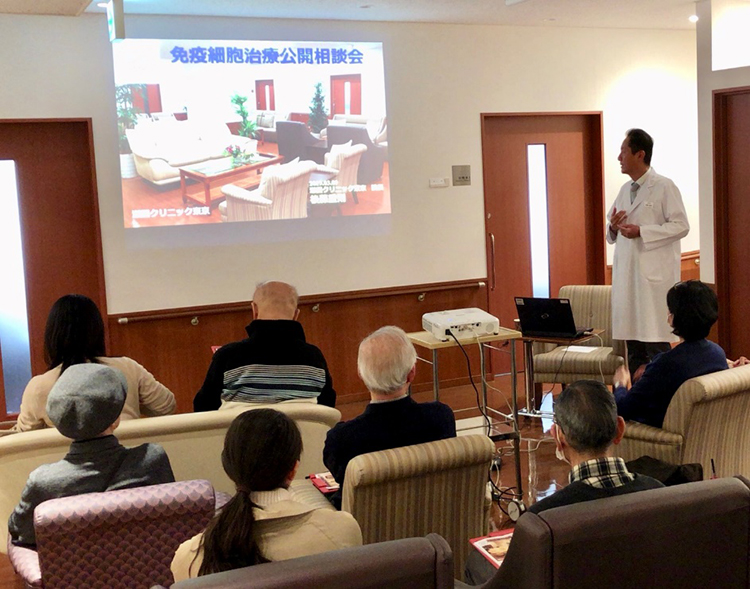 患者さんからの治療や病気についての質疑応答を中心とした「公開相談会