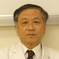 がん免疫療法（免疫細胞治療）を担当する理事長　西村　幸隆